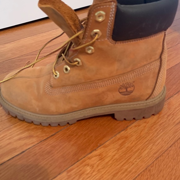 Timberland Boots - Picture 6 of 8